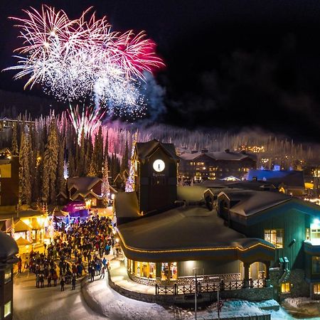Chateau Big White Екстериор снимка