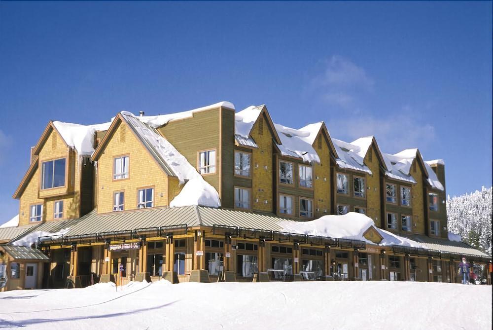 Chateau Big White Екстериор снимка