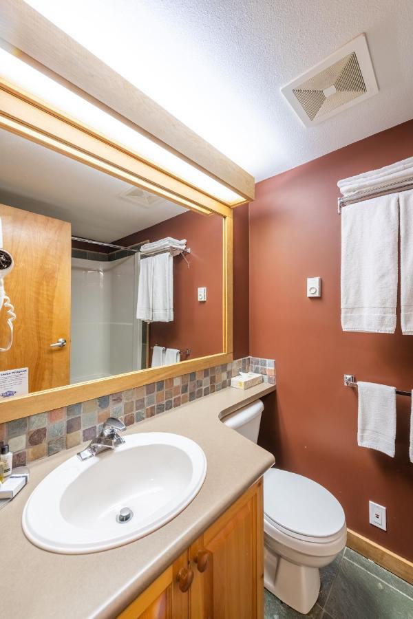 Chateau Big White Екстериор снимка