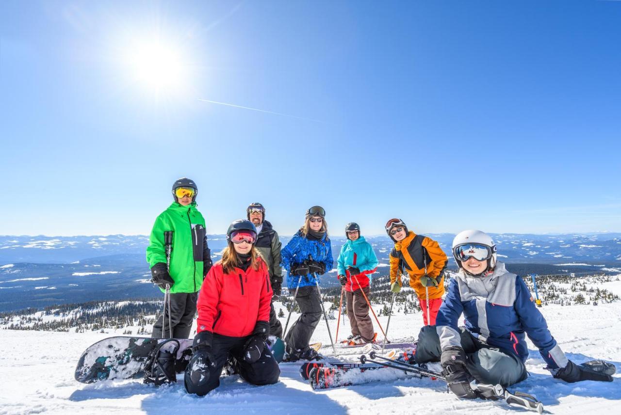 Chateau Big White Екстериор снимка